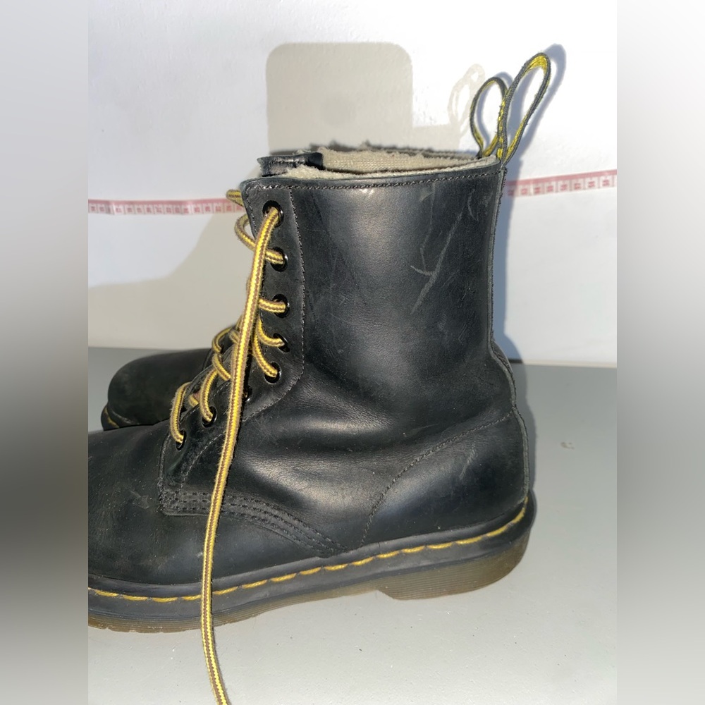 Dr. Martens Women's 1460 Serena Combat Leather Boot 8us - Picture 6 of 12